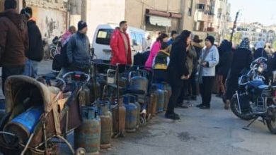 أحد طوابير توزيع الغاز في مدينة حمص - جريدة مصدر