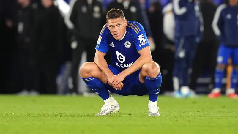 ليستر فاز بالدوري الإنجليزي الممتاز قبل 10 سنوات